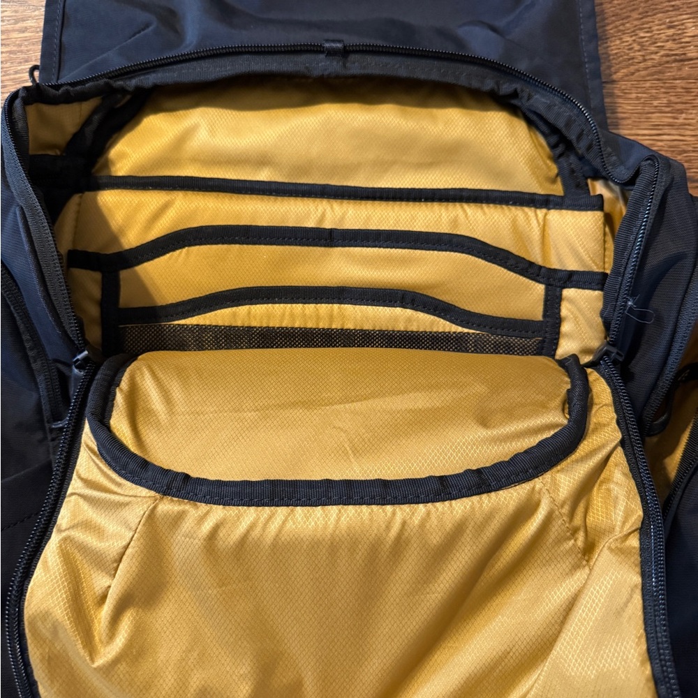 Thule Paramount Backpack - image 2